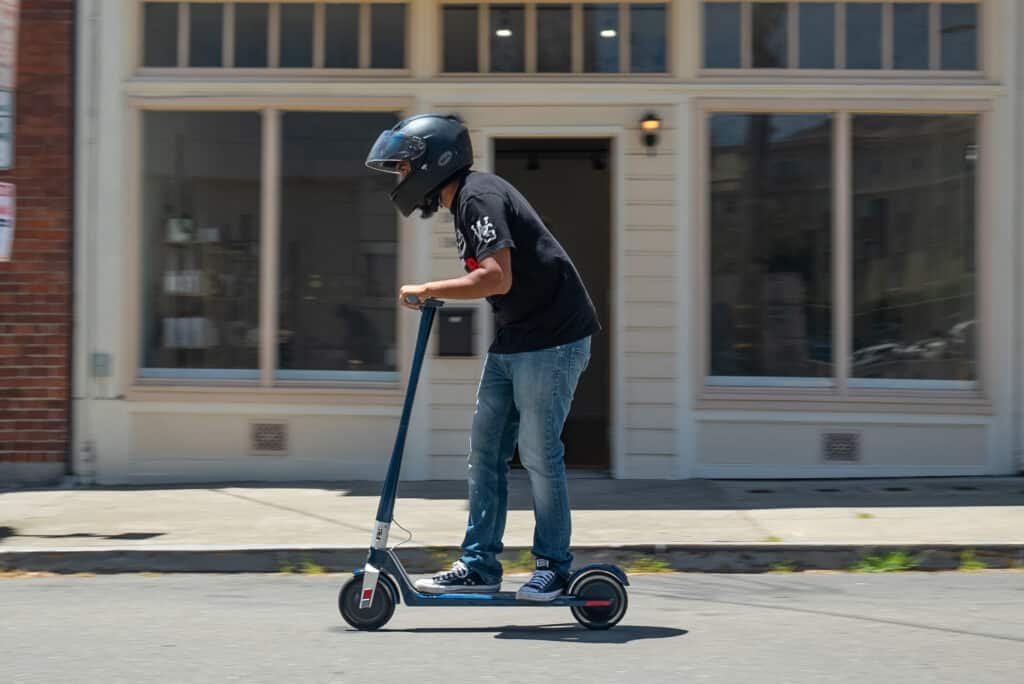 How to Extend Electric Scooter Battery Life: Tips for Long-lasting Power